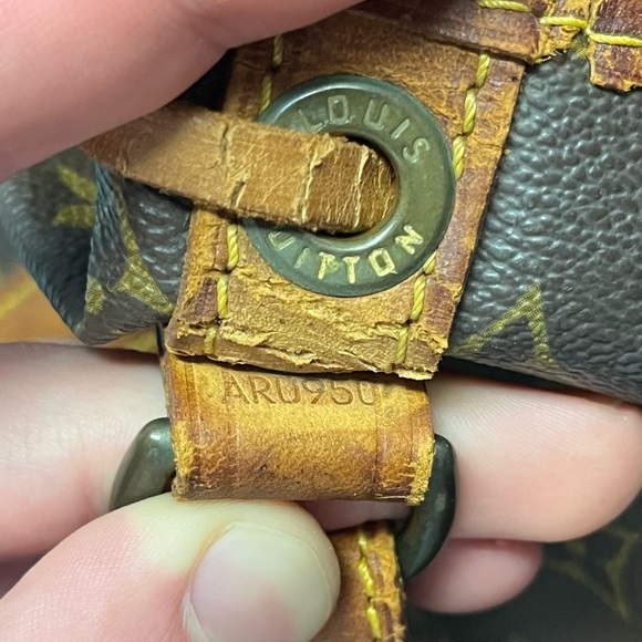 Louis Vuitton Petit Noe Vintage Monogram Shoulder Bag - Picture 15 of 15